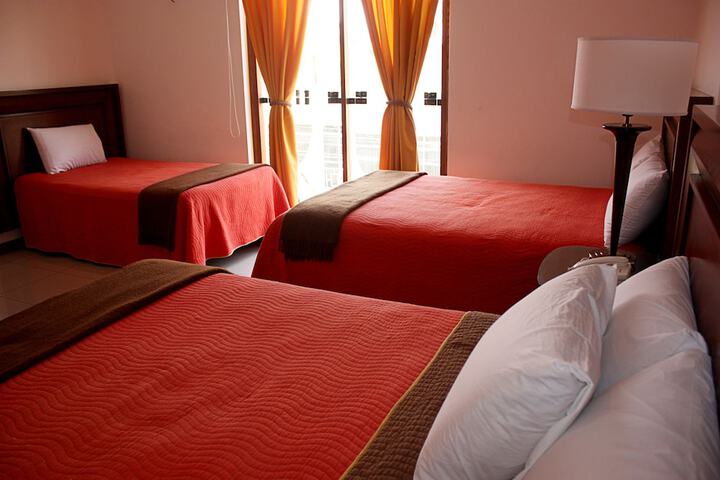 Room 14 of 34