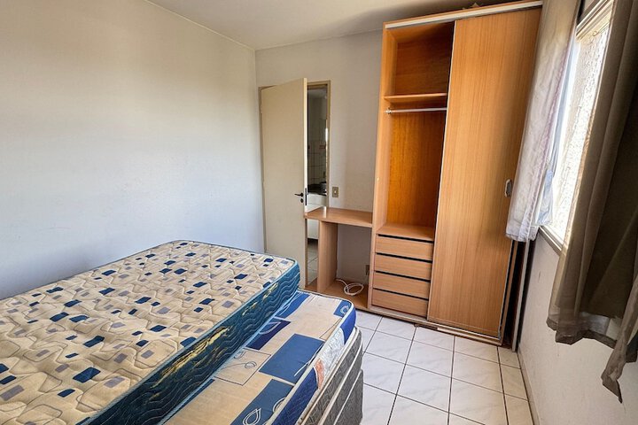 Room 4 of 35