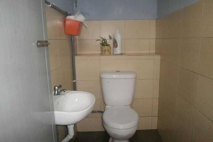 Room 19 of 36
