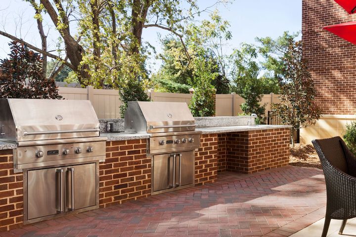 BBQ/picnic area