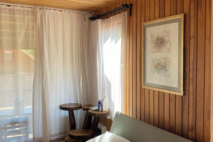 Room 9 of 72