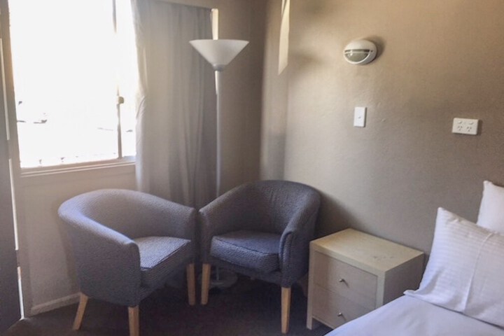 Room 25 of 62