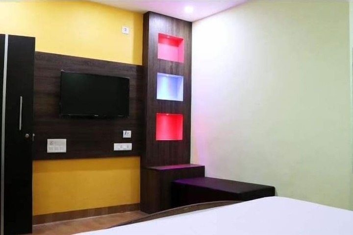 Room 17 of 49
