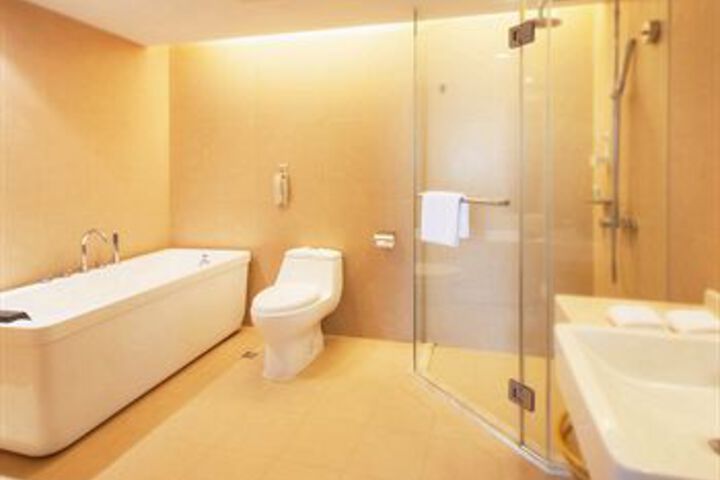 Clean Restrooms