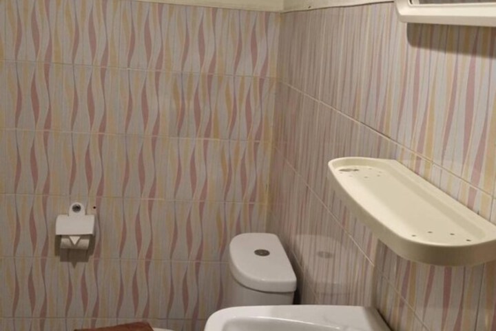 Room 17 of 21