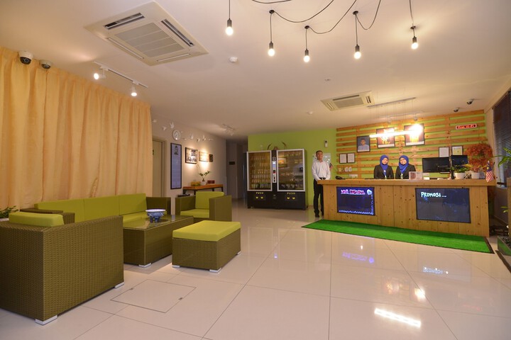 Hotel Interior 6 of 43