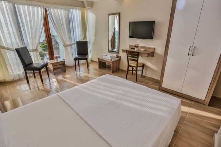 Room 2 of 14