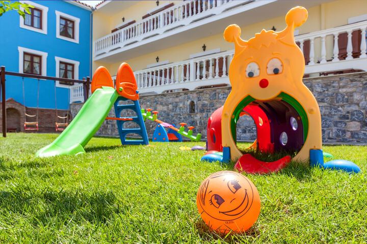Children's play area - outdoor
