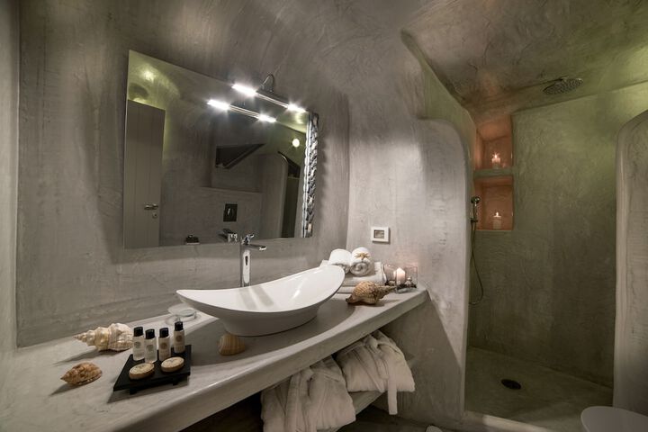 Room 35 of 59