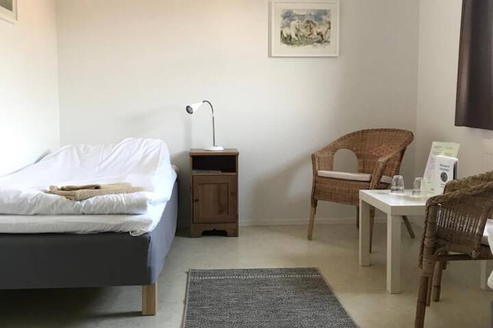 Room 18 of 62
