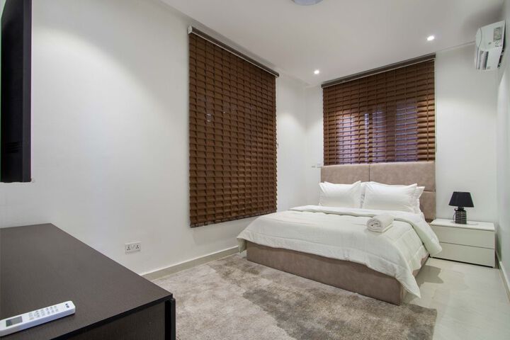 Room 20 of 26