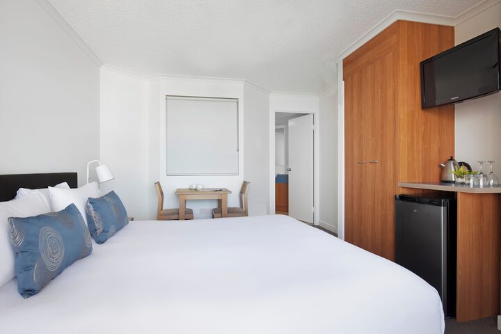 Room 14 of 52