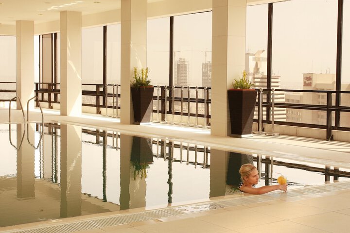 Pools & Facilities