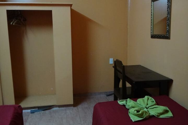 Room 13 of 51