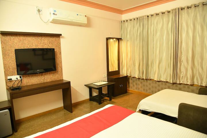 Room 12 of 44