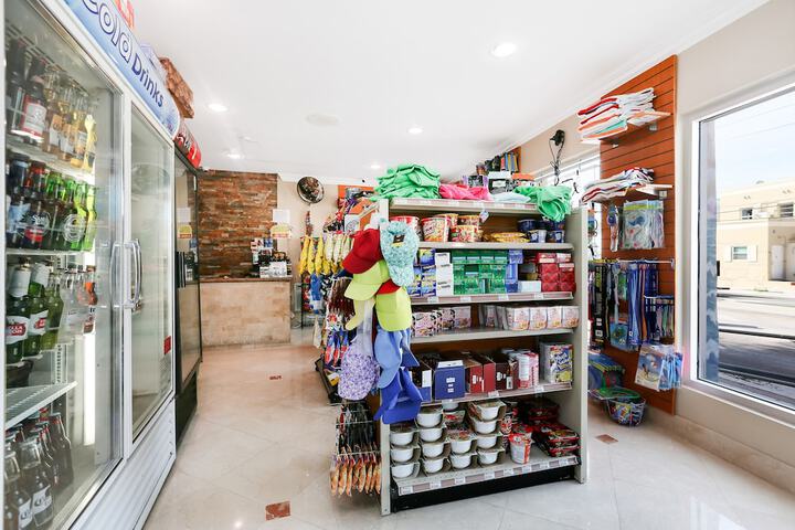 Gift shop