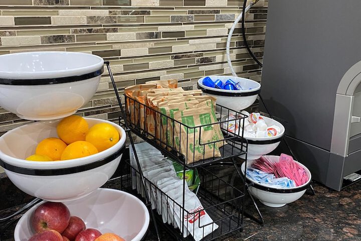 Breakfast/Coffee Service 13 of 17