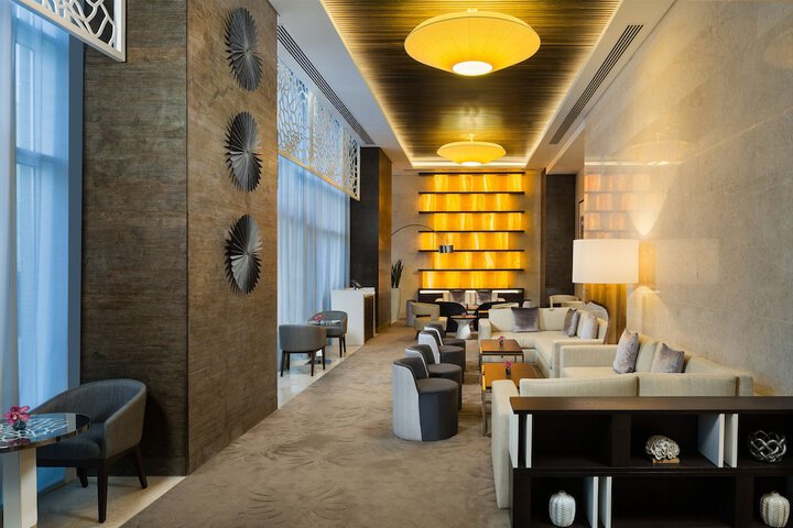 Lounge 57 of 64