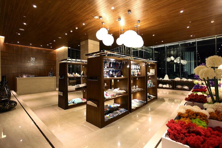Gift Shop 35 of 61