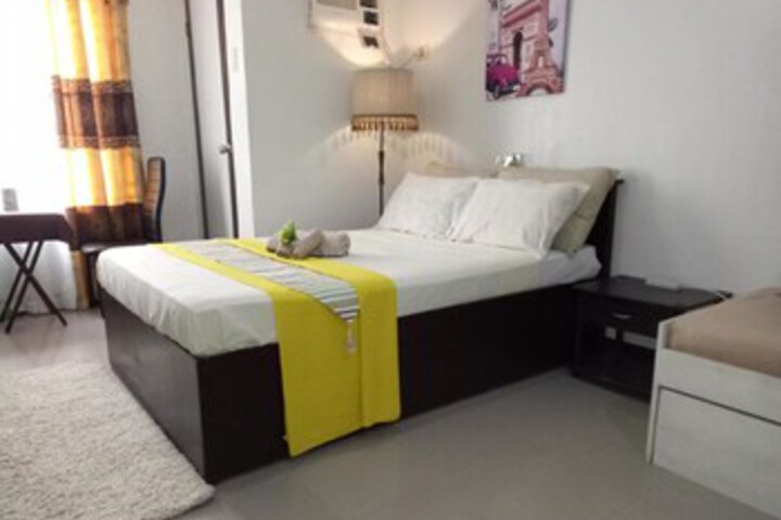Room 8 of 24