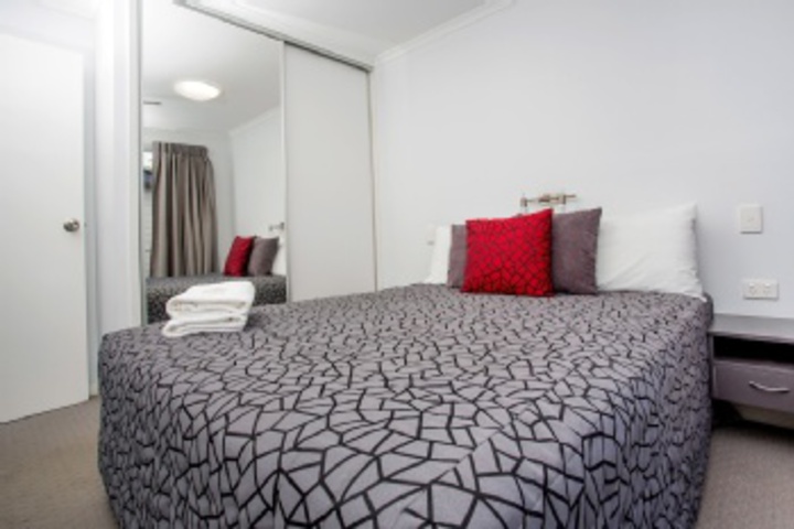Room 214 of 624