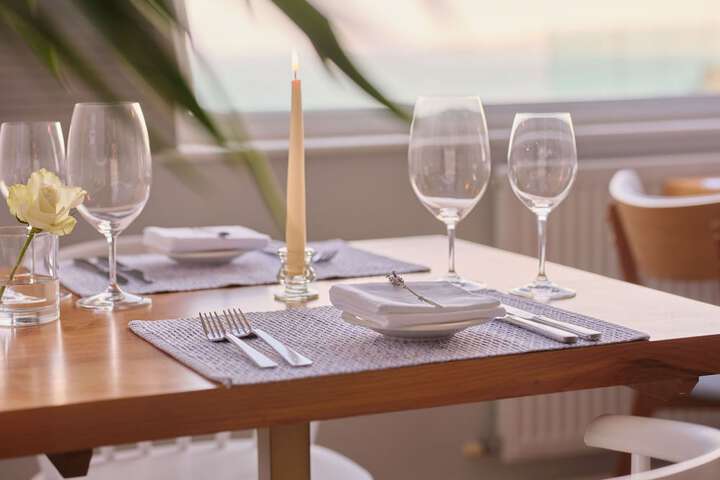 Dining 49 of 68