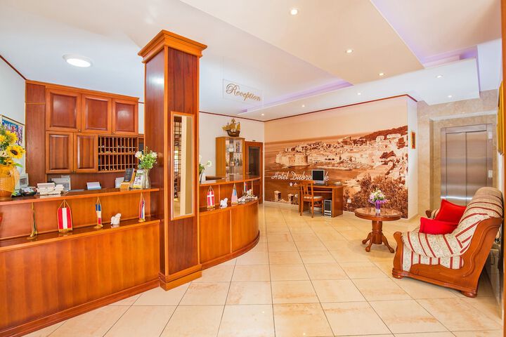 Hotel Interior 3 of 94