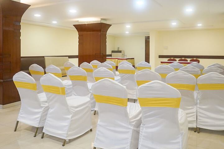 Ballroom/Hall 37 of 40