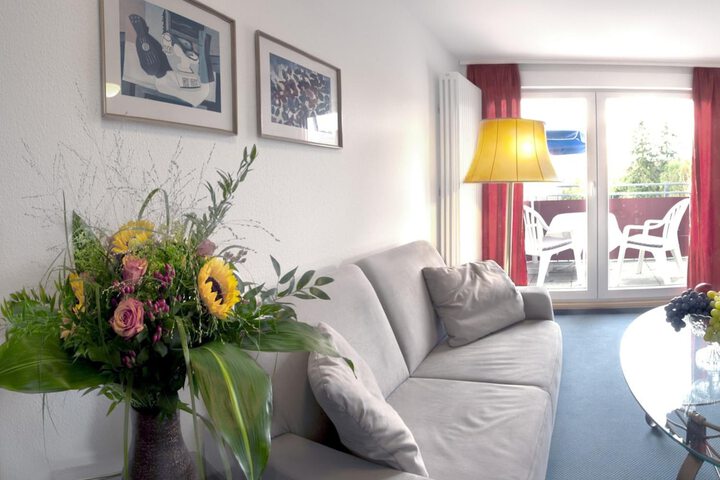 Room 14 of 33