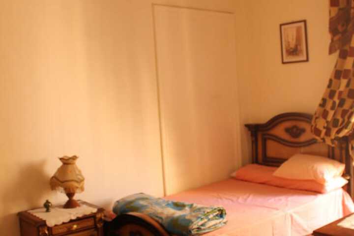 Room 8 of 37