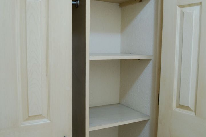 Room 25 of 73