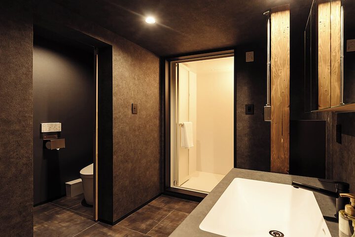 Room 18 of 57