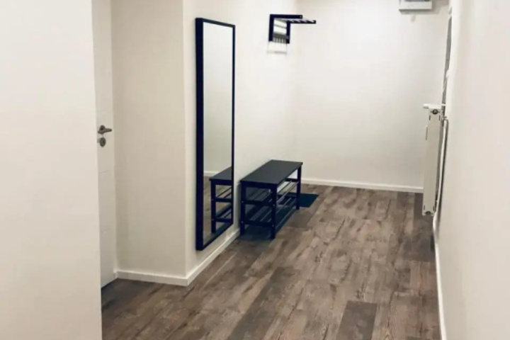 Room 12 of 15