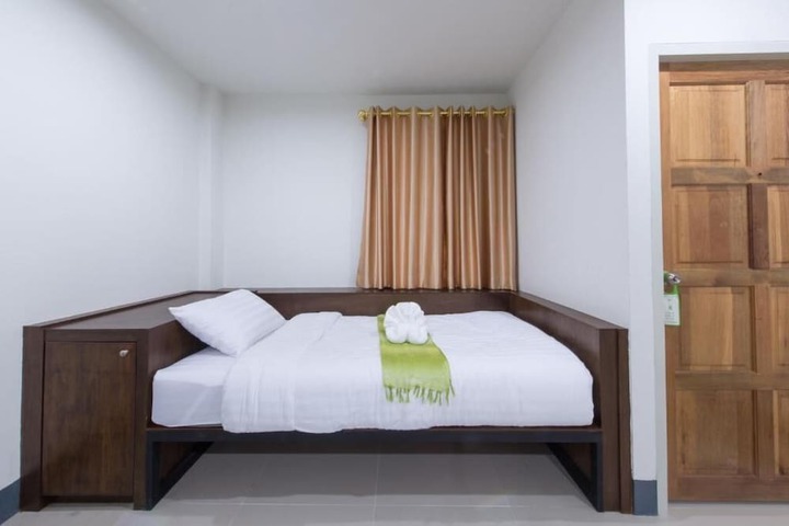 Room 10 of 56