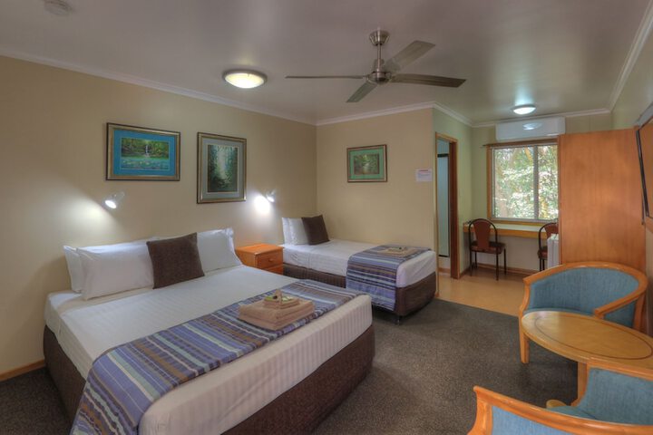 Room 8 of 31