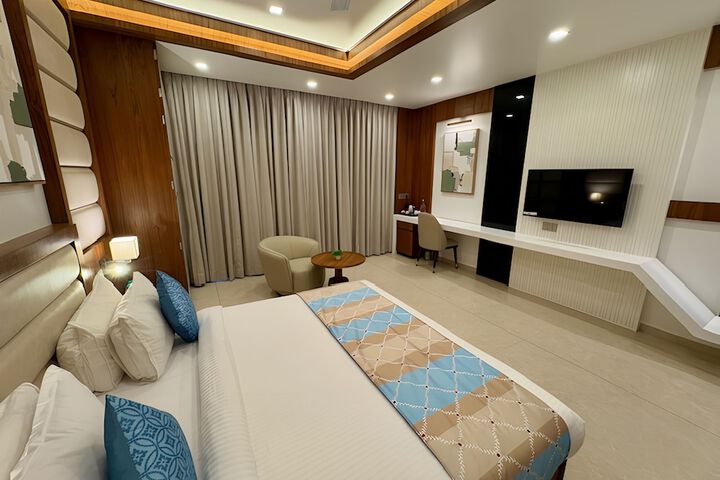 Room 25 of 59