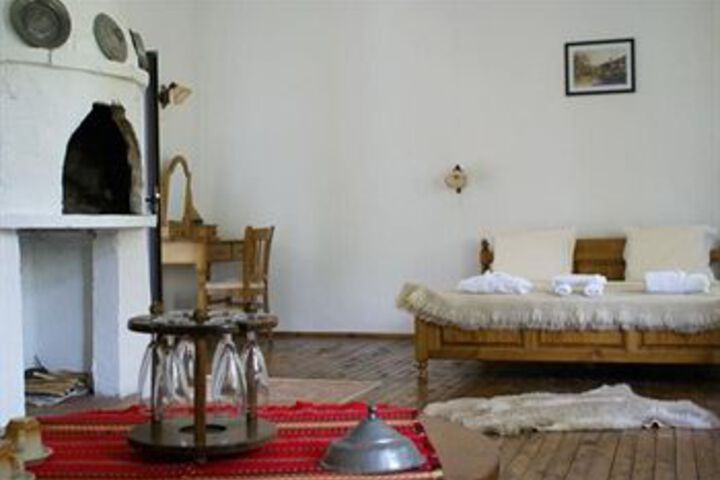 Room 10 of 23