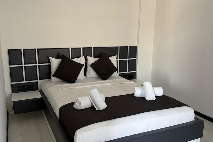 Room 29 of 65