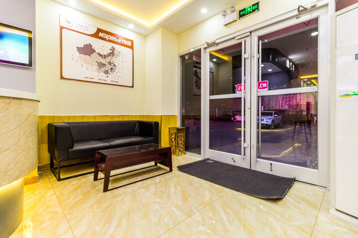 Hotel Interior 12 of 25