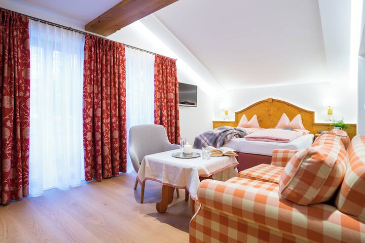 Room 10 of 49