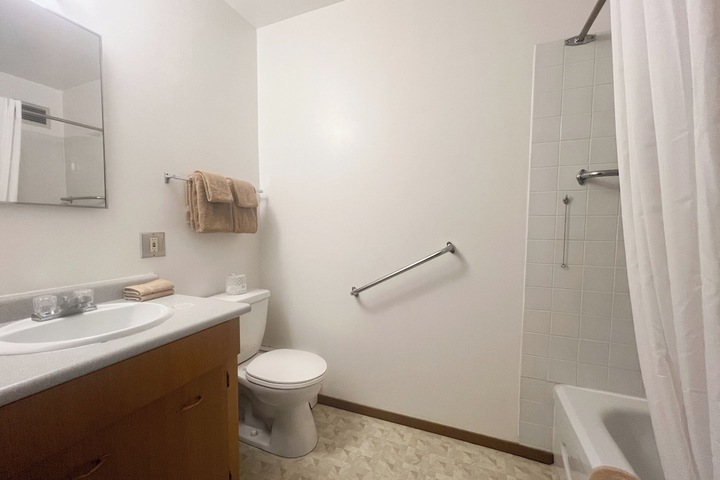 Room 33 of 36