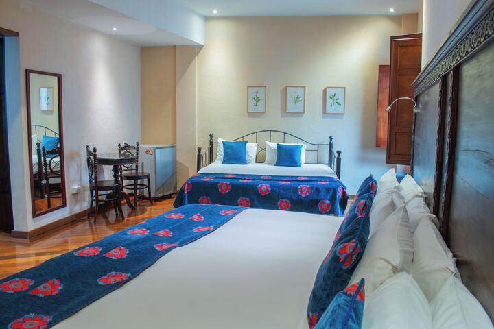 Room 13 of 63