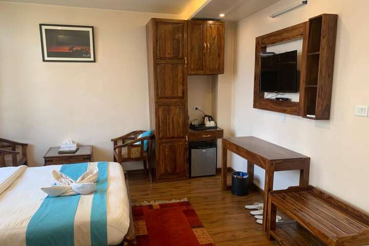 Room 18 of 52