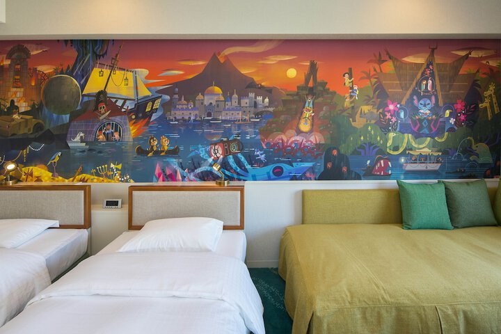 Room 12 of 48