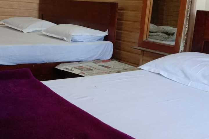 Room 3 of 12