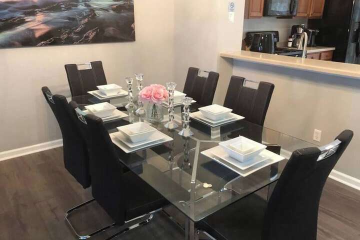 Dining 62 of 71
