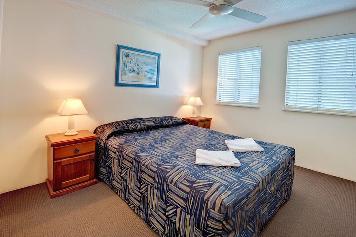 Room 5 of 40