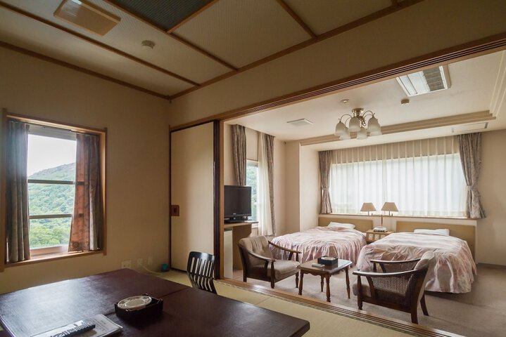 Room 6 of 41