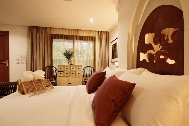 Room 17 of 29