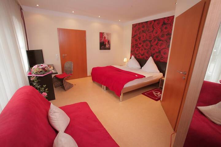 Room 15 of 37